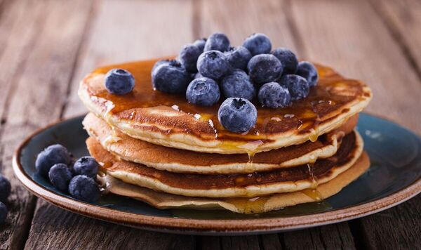 Fresh salad with leafy greens and grains in a bowl